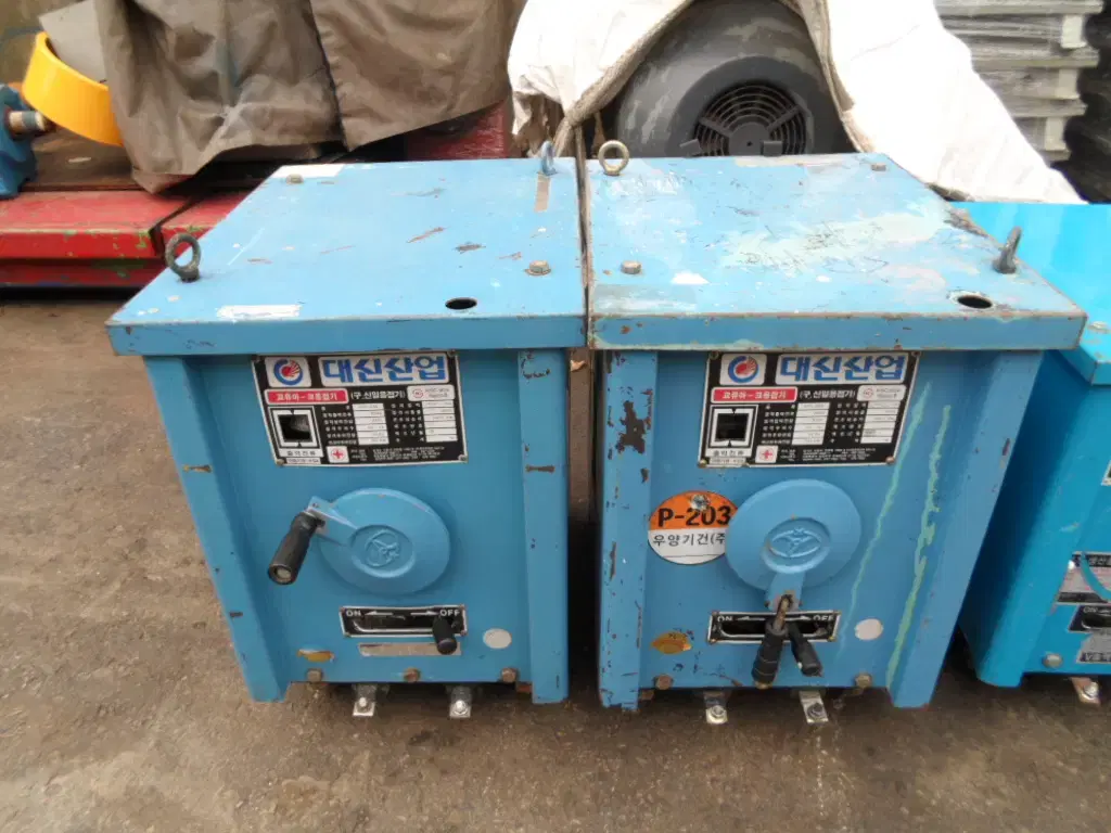 대신산업 교류 아크용접기 전격방지기부착 20kva 10kw