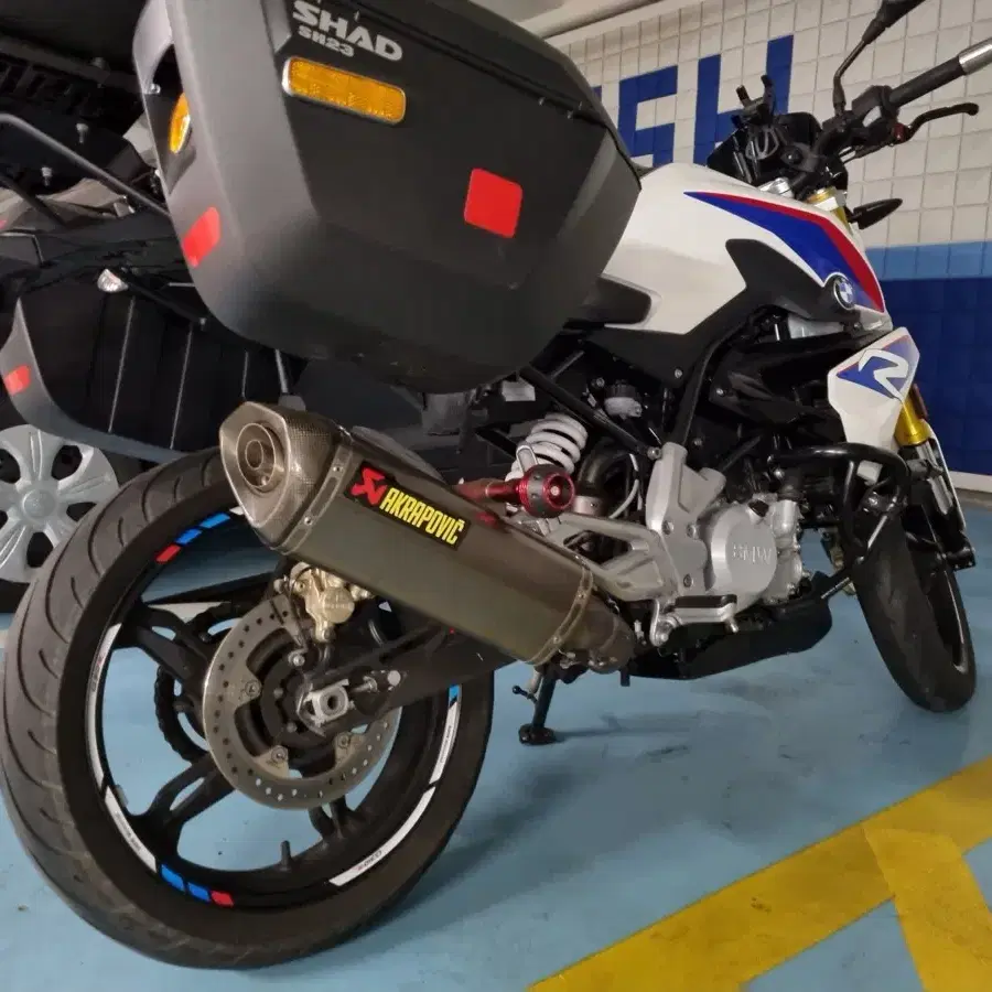 Bmw g310r 18년식