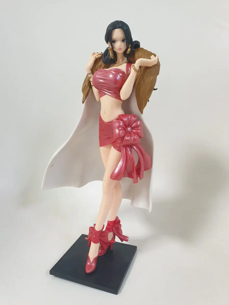 ONEPIECE Boa Hancock Glitter Glamour Figure