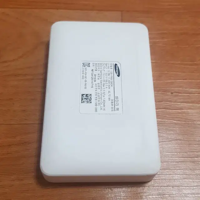 삼성 보조배터리 11,300mah(모델명:EB-PN915BGK)