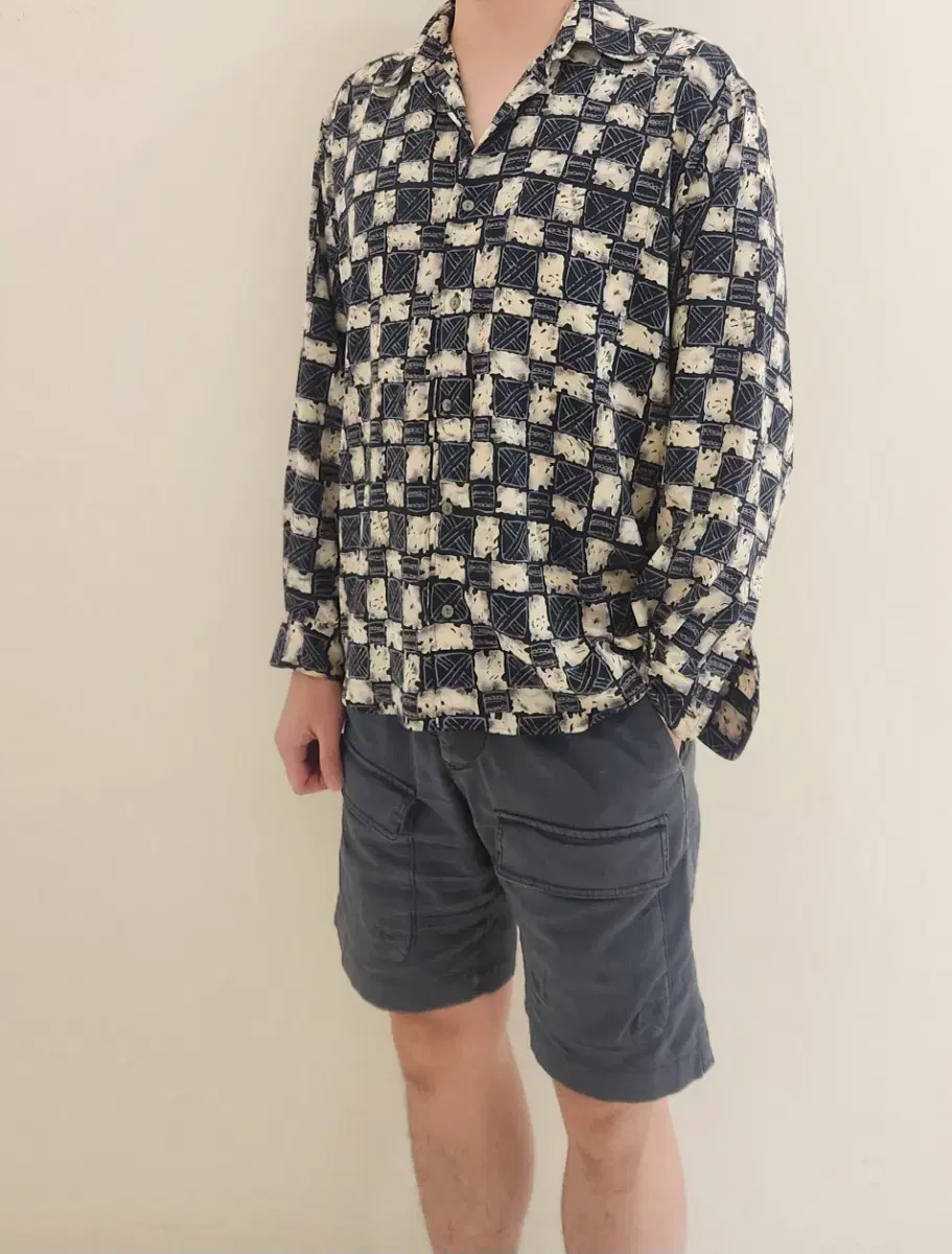 VESVIO JAPAN Rayon patterned shirt