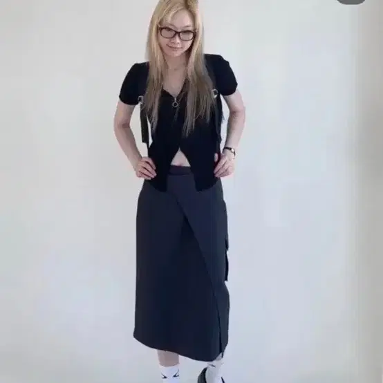 미스치프 카고 미디 스커트 차콜 Mischief Cargo Skirt