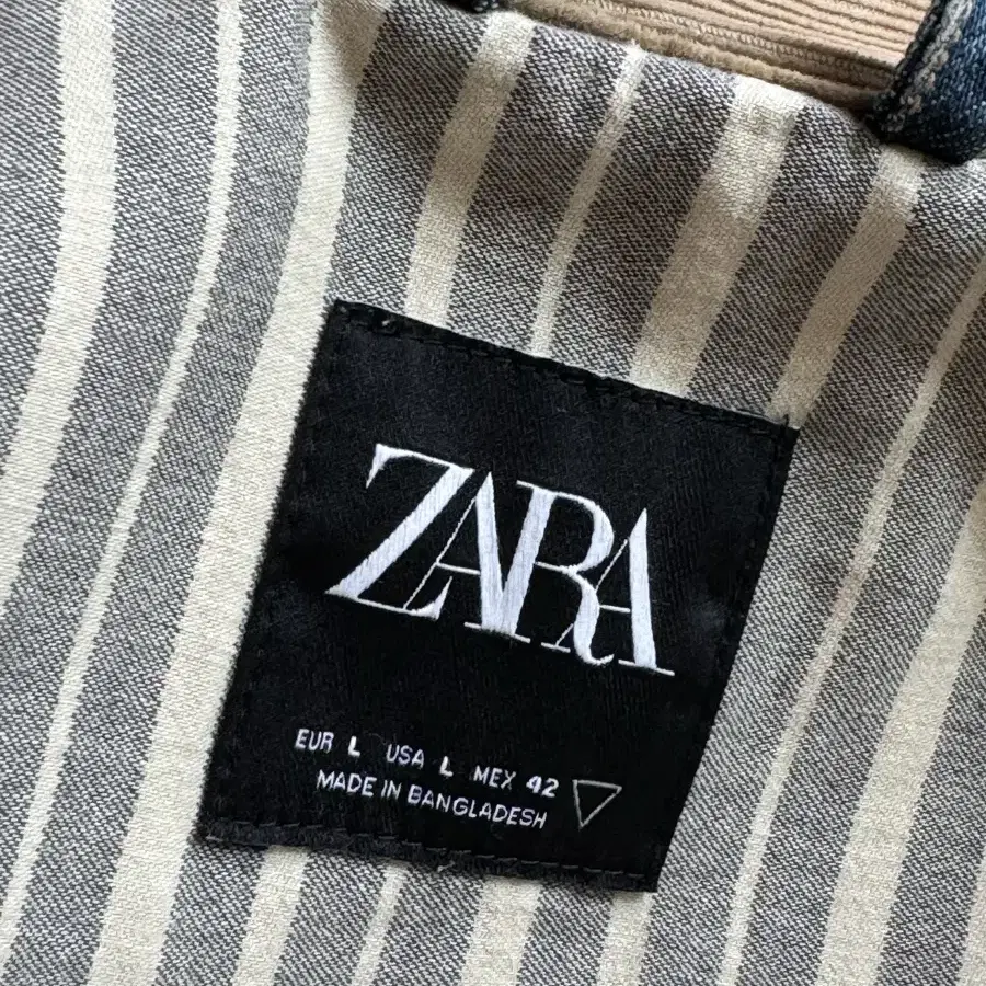 ZARA 자라 청자켓 (안감 두꺼움)