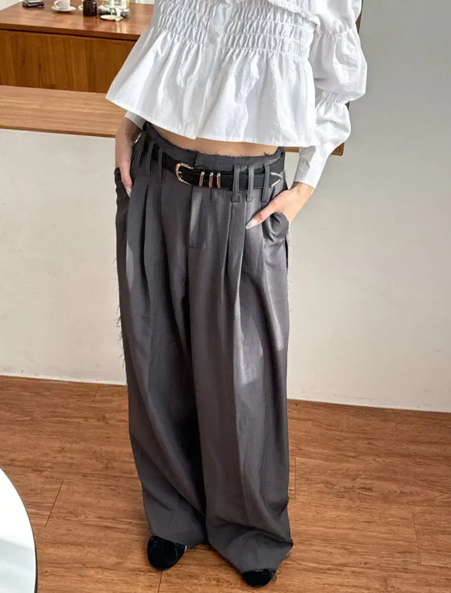 Pintuck Slacks Gray (Bae Bae Sister Market)