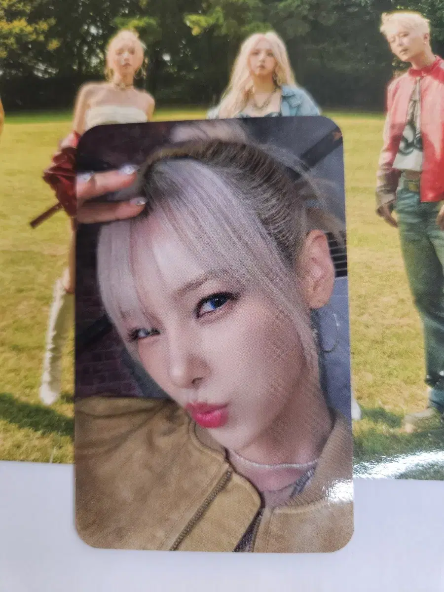 KARD kard somin broadcast photocard WTS