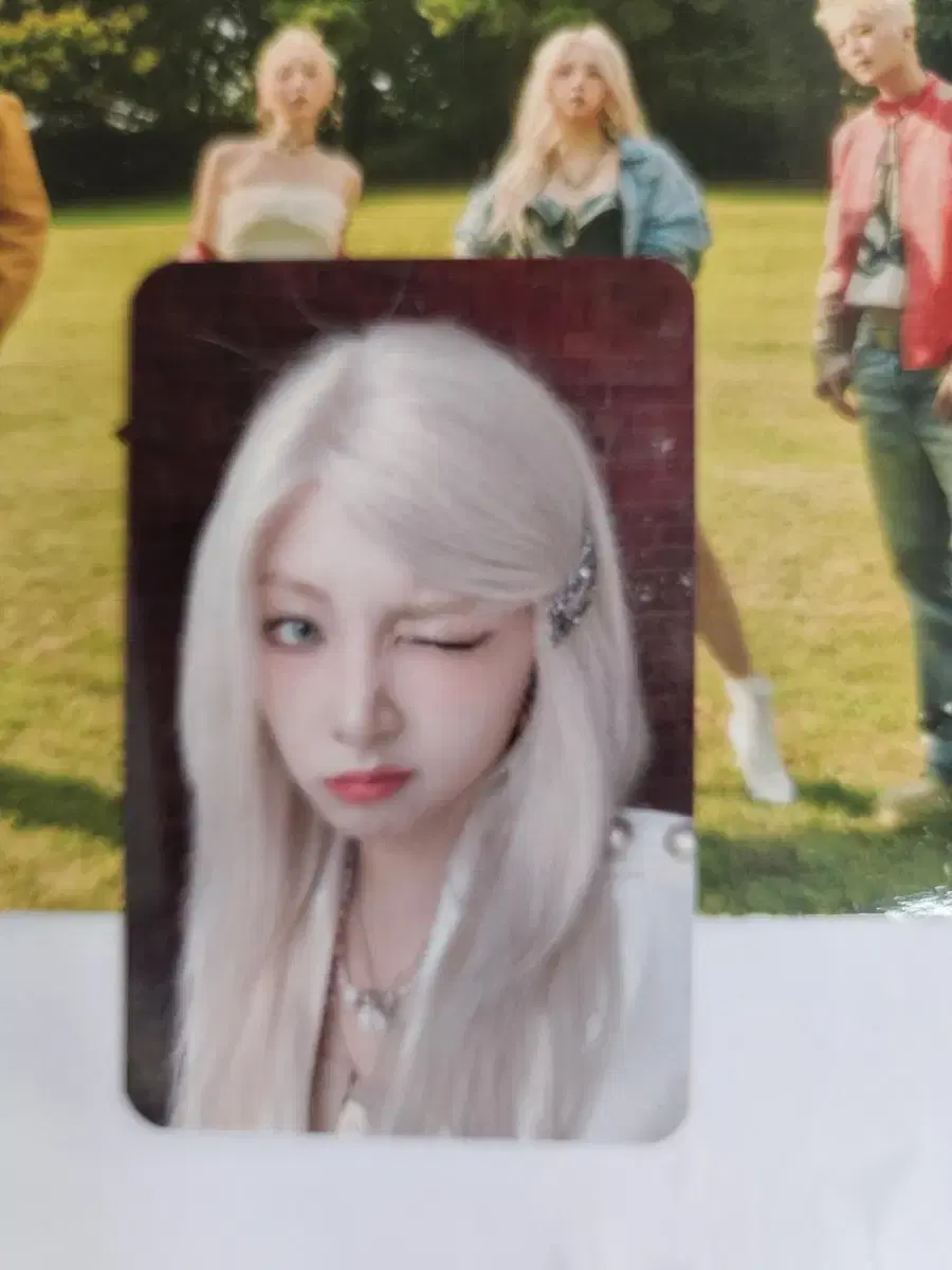 KARD kard jiwoo broadcast photocard WTS