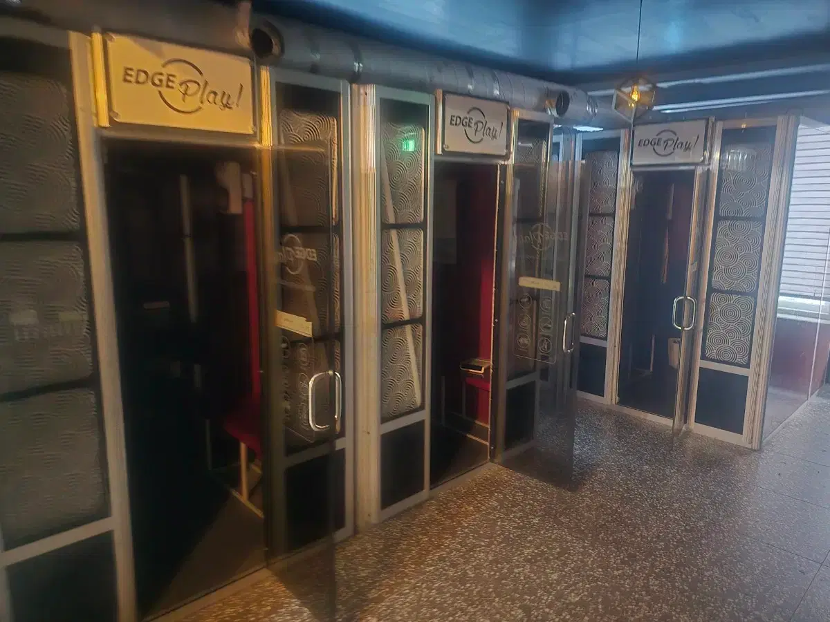 폐업 엣지 코인노래방 부스및 기계팝니다. | 브랜드 중고거래 플랫폼, 번개장터