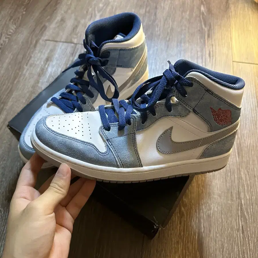 (270)나이키 조던 1 미드 프렌치블루 Jordan 1 Mid SE F