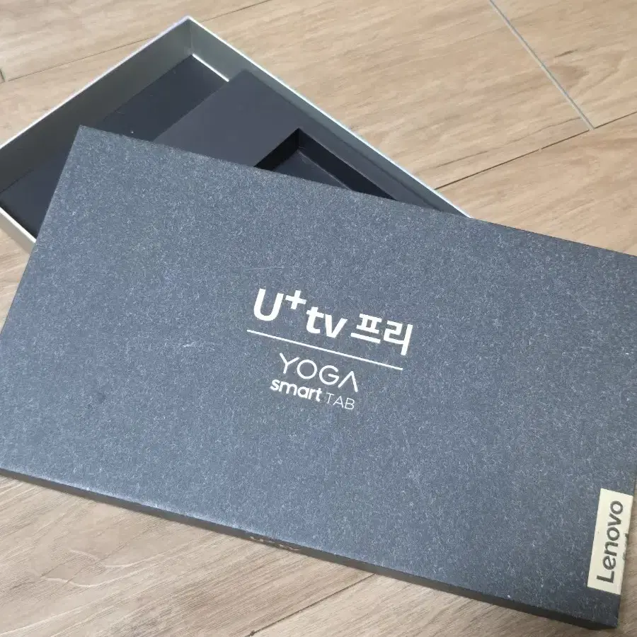 U+tv 프리 YOGA 스마트 탭 판매합니다