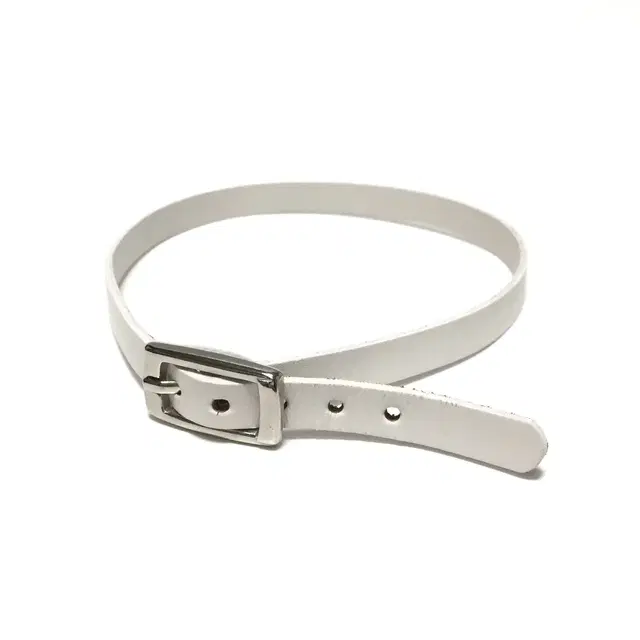 Belt detail choker