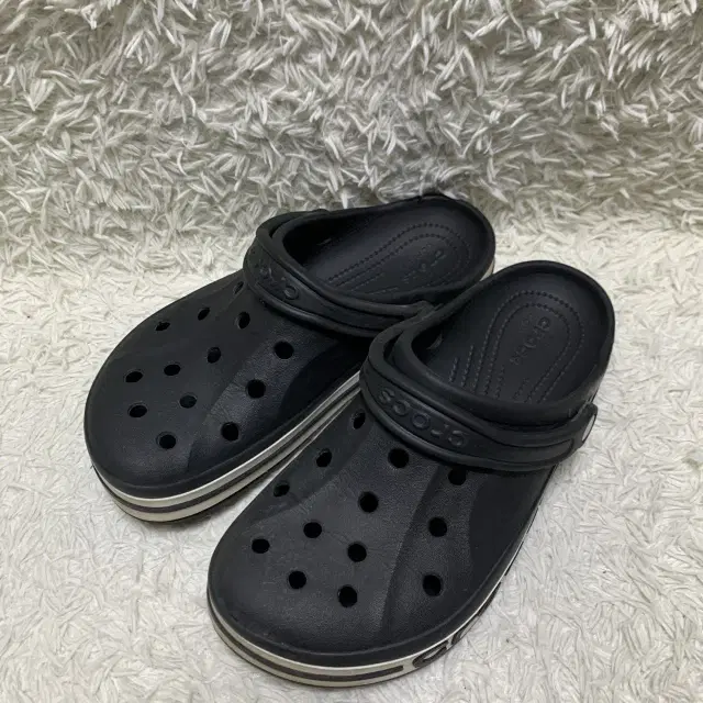 [260] CROCS 크록스 슬리퍼