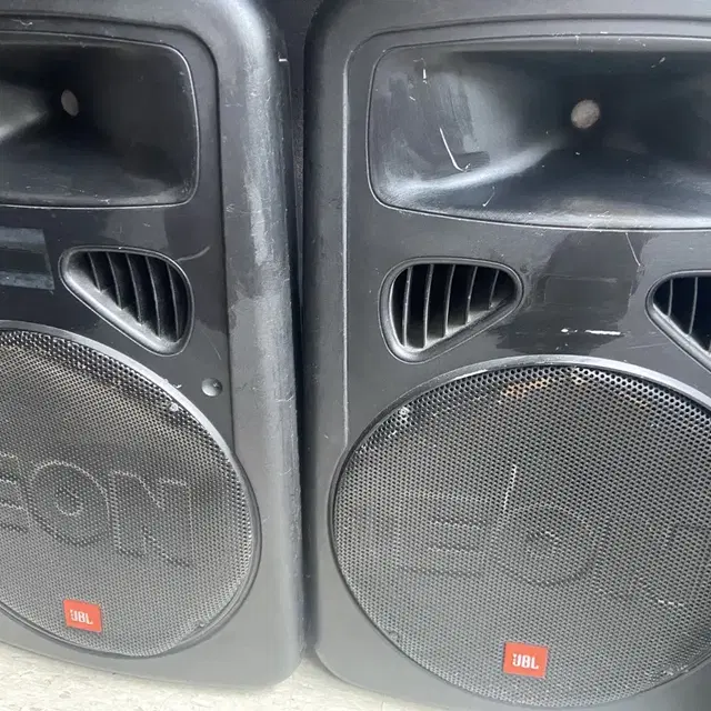 JBL E-ON 15 G2(Active) 스피커 한 조 판매합니다!