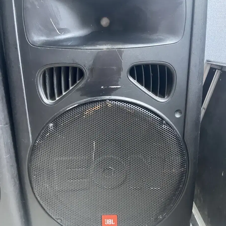 JBL E-ON 15 G2(Active) 스피커 한 조 판매합니다!