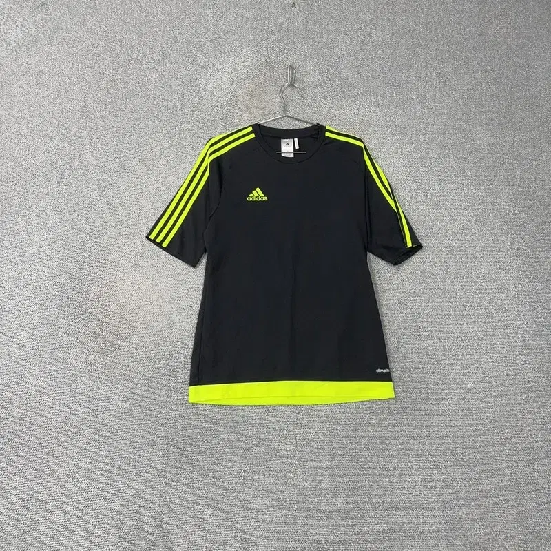 adidas Black Logo Fluorescent Performance Vahn Tee XL