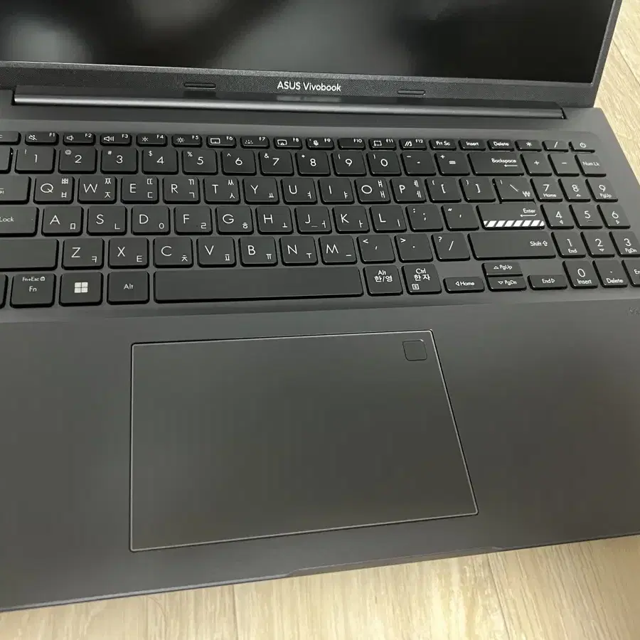 노트북 Asus 비보북16x 16인치 i5 팝니다