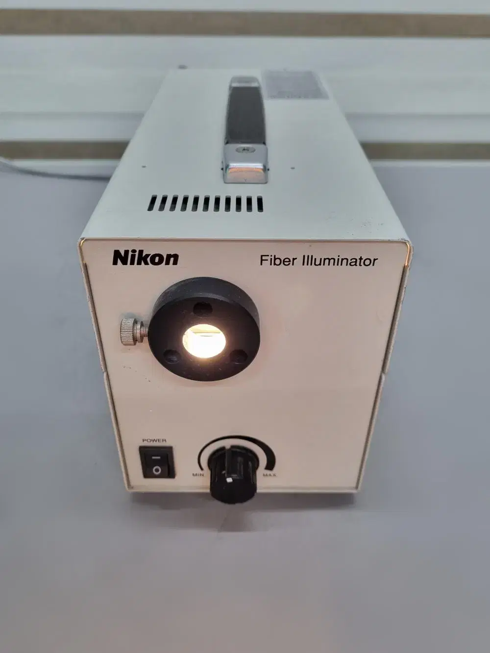 NIKON Fiber Illuminator C-FI115 광원