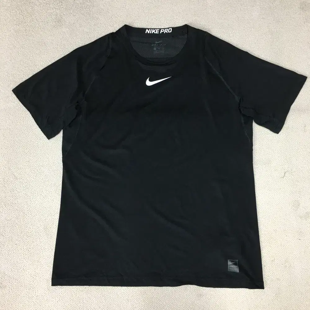 Nike Pro Vahn Short-Sleeved Tee 10,000 won H22