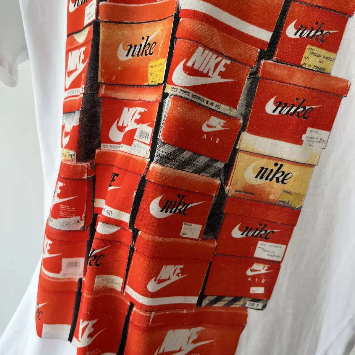 NIKE " Box printing " T-shirt