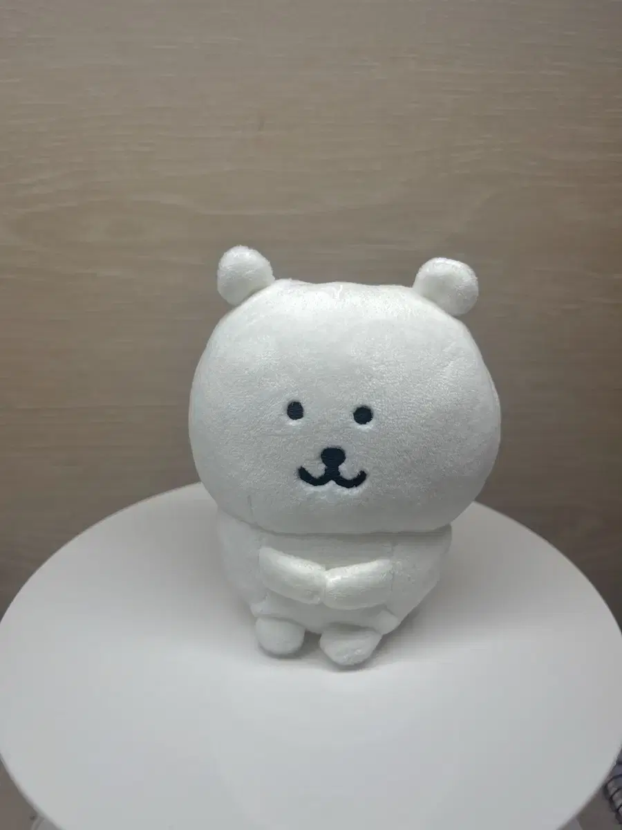 꼬옥 앉은 농담곰