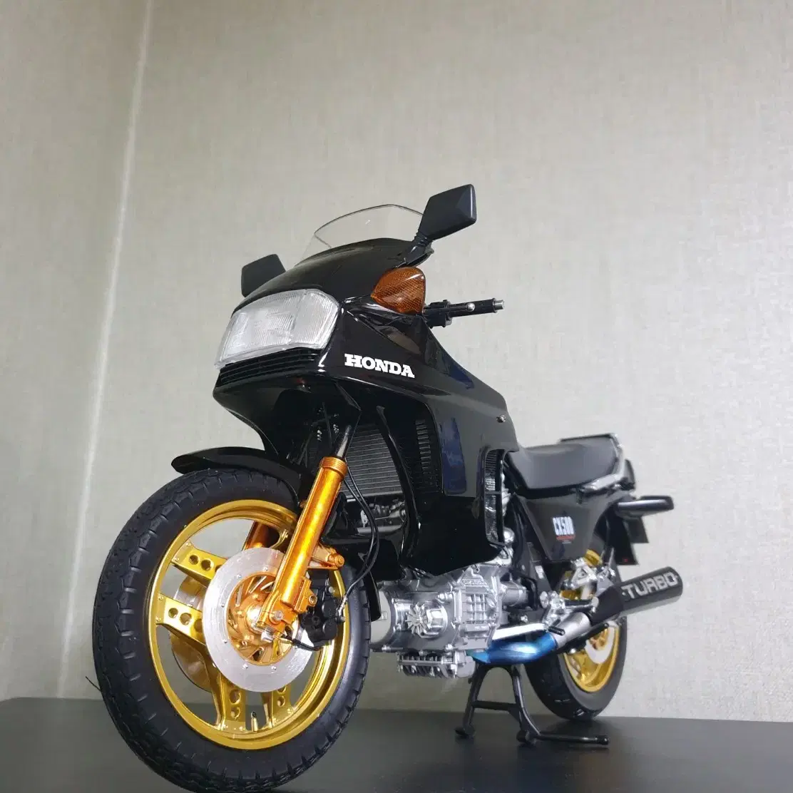 타미야 1:6 바이크 혼다 CX500TURBO 모형 완성품