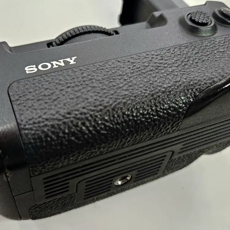 SONY VG-C4EM 세로그립 A7M4 배터리그립 소니정품 FZ100