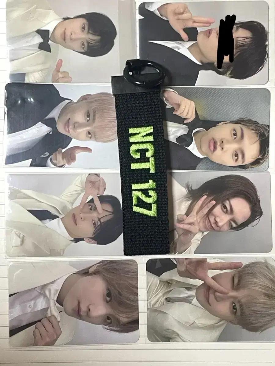 NCT127 fanmeeting Admission photocard+keyring