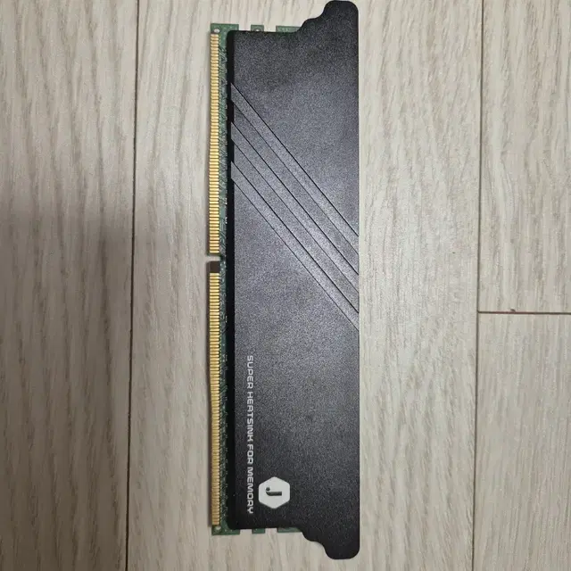 삼성 DDR4 3200 32GB 1장