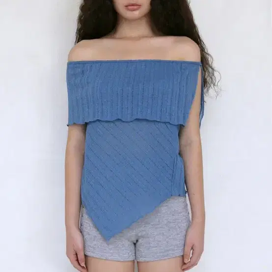 RIBBED OFF-SHOULDER TOP, BLUE 폴리수엠 오프숄더