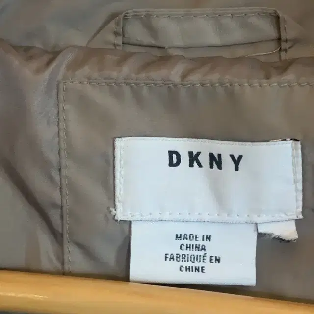 DKNY 여성 다운 점퍼 95 사이즈 급처