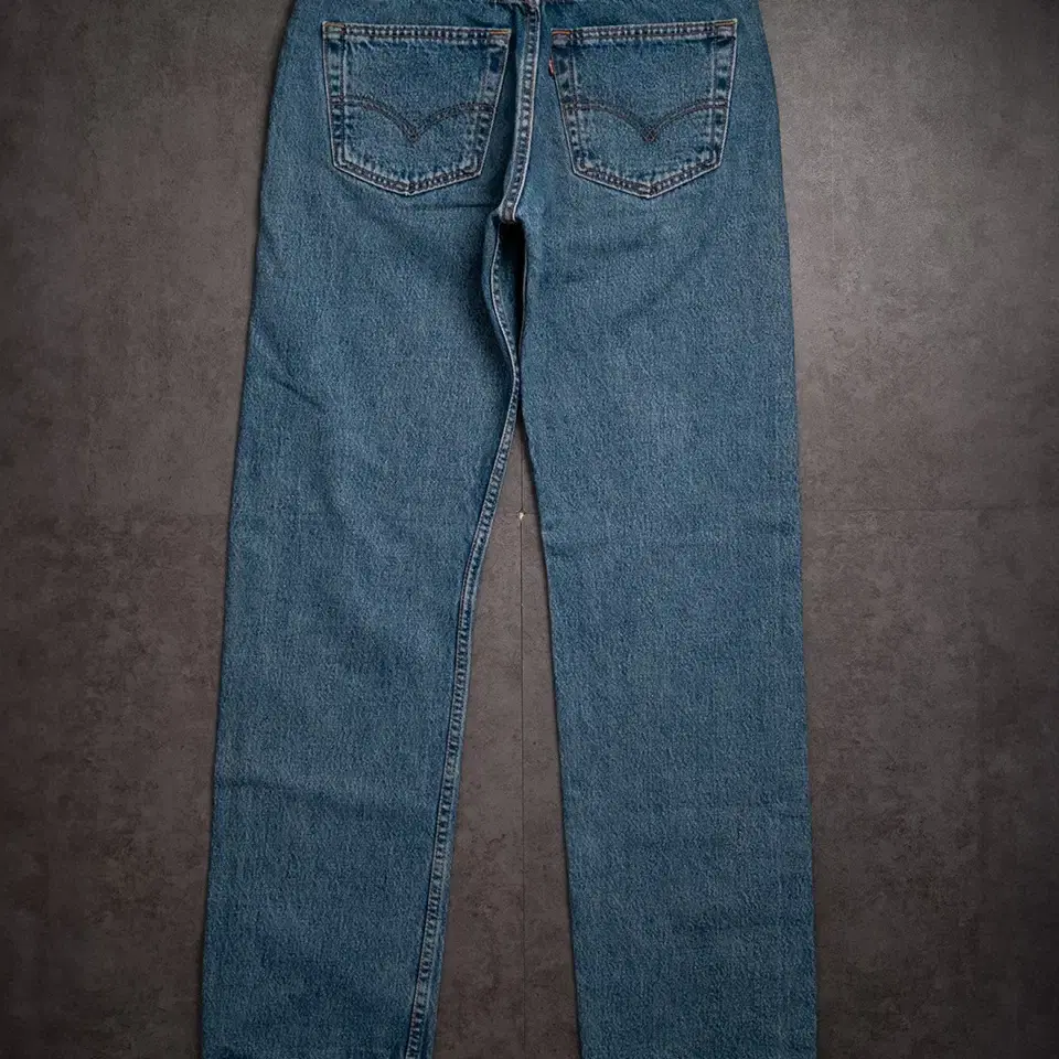 Levi's 501 Washed Denim Pants (31/32)