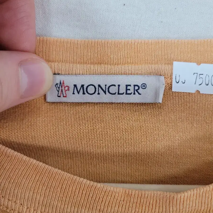 몽클레르 MONCLER 남성 반팔티 free