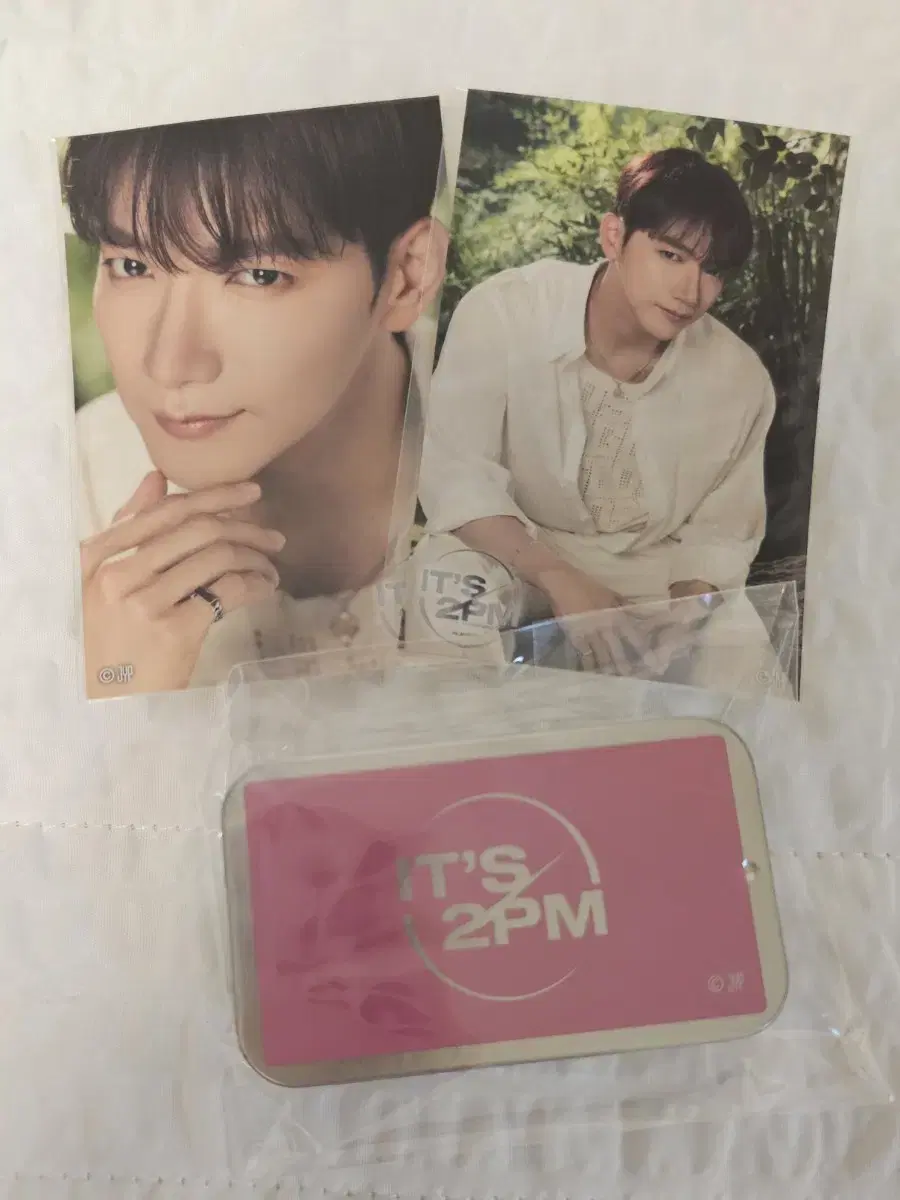 Jun. k 2PM 2023 Japan Kuji (2 photocards & tin case)