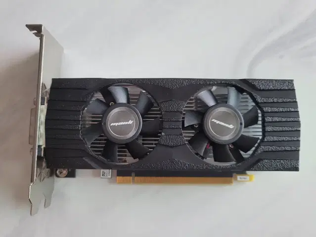 (거의새것)그래픽카드 GTX 1650 4GB