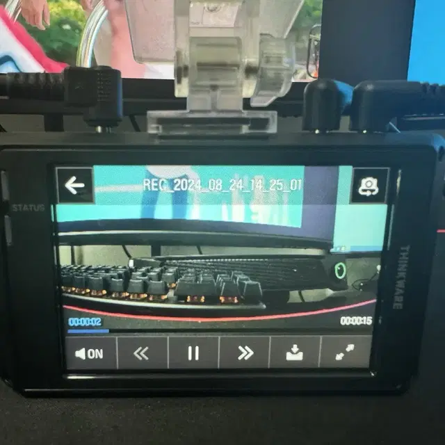 블랙박스 2채널 아이나비 Z7000 QHD 64GB GPS 팝니다. 97