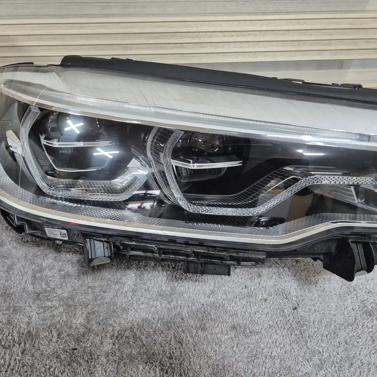 # BMW 5시리즈 G30 LED 운전석/조수석 판매합니다