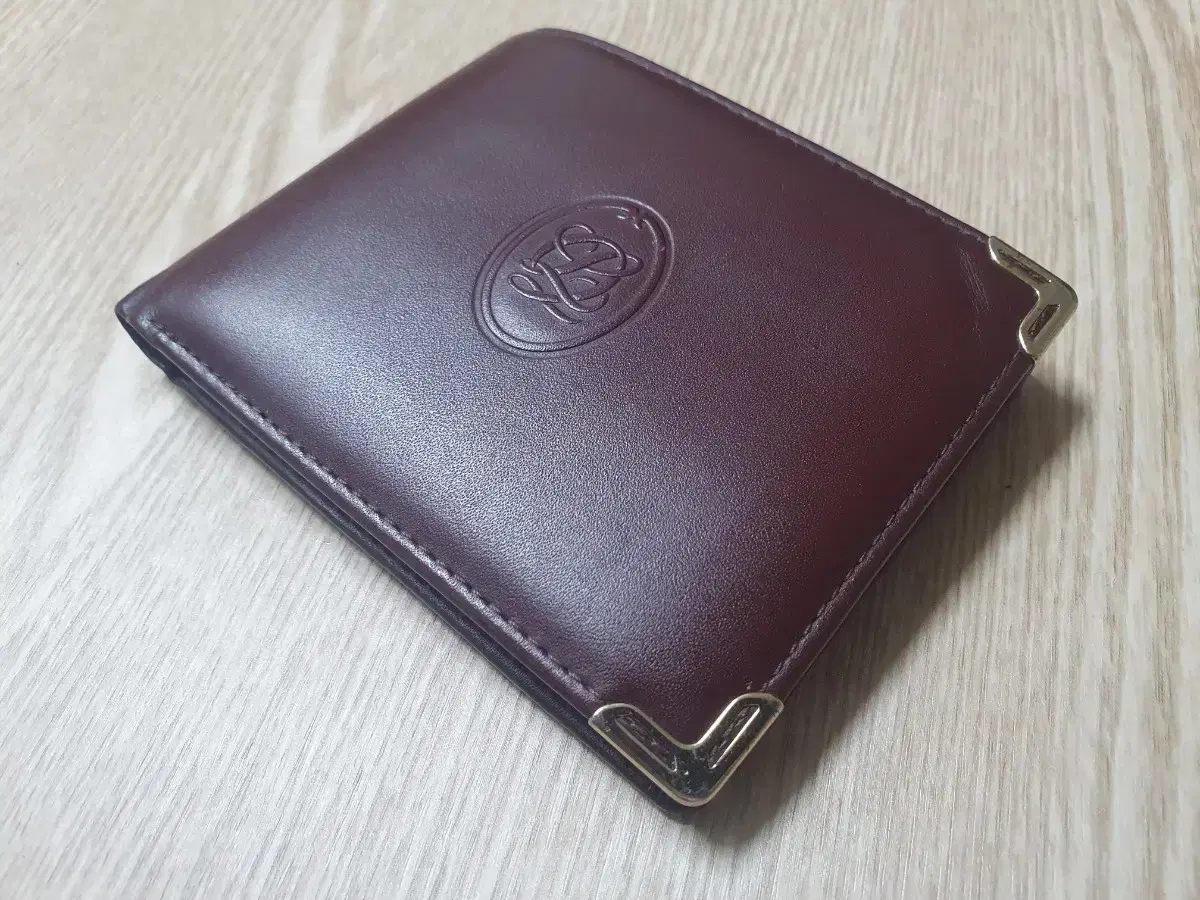 LEW KATTOZ Vahn wallet for men