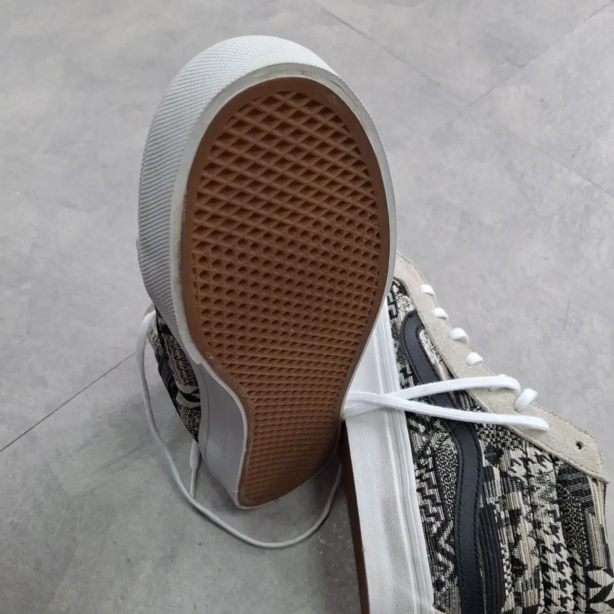 반스SK8-Hi slim'ltalian Weave-AZtec스니커즈235