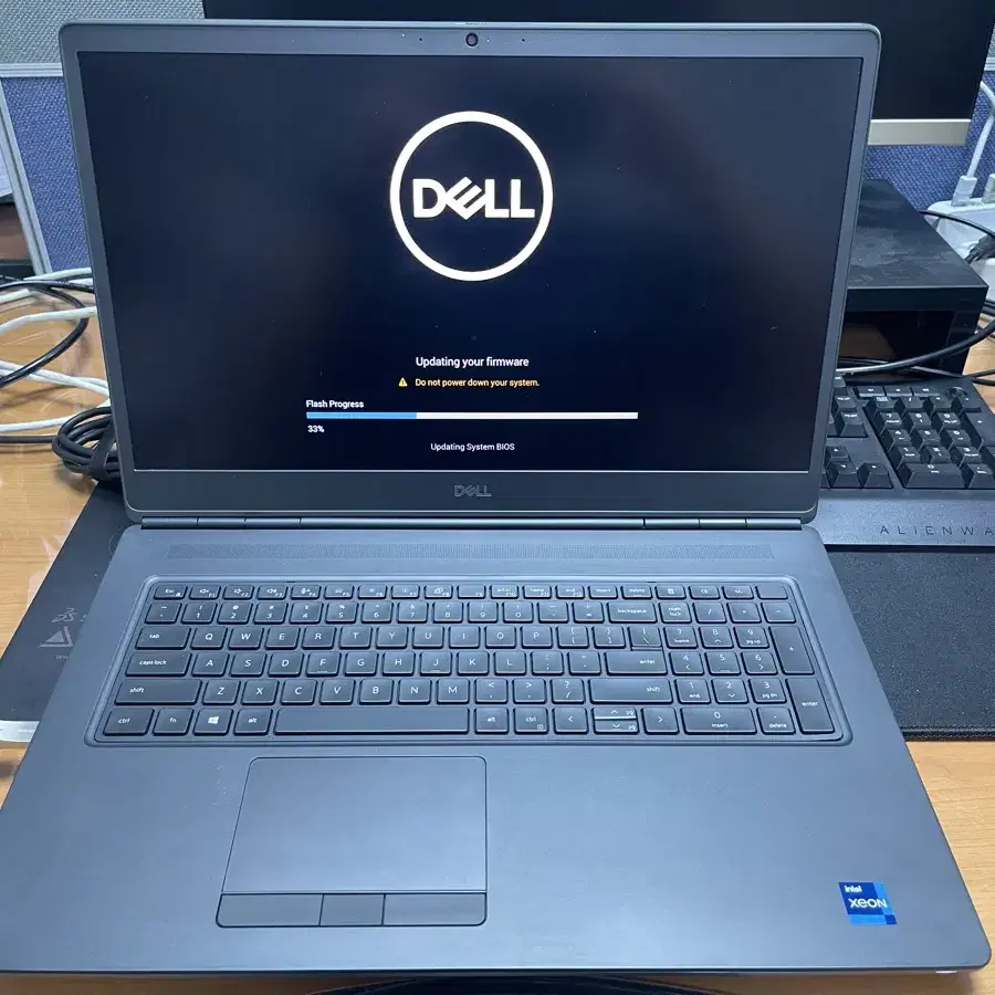 DELL PRECISION M7760 W11950H/128gb/A5000