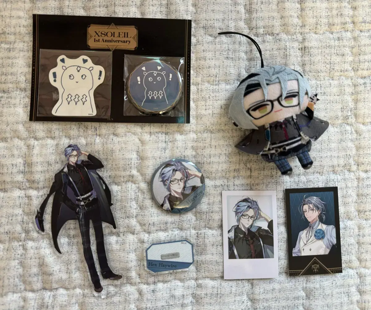 Source) NIJISANJI WTS of hex official goods 