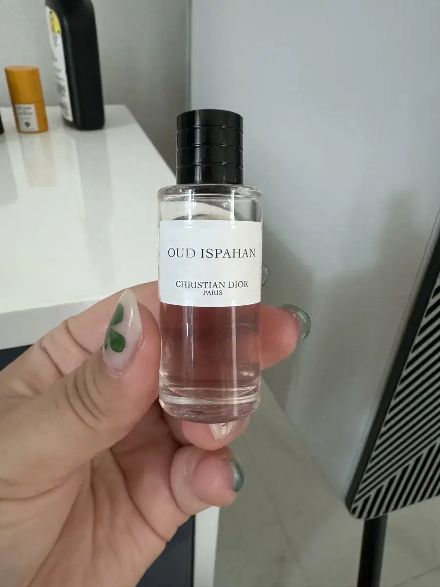 디올향수 오드 이스파한 OUD ISPAHAN 오드퍼퓸 미니어처 7.5ML