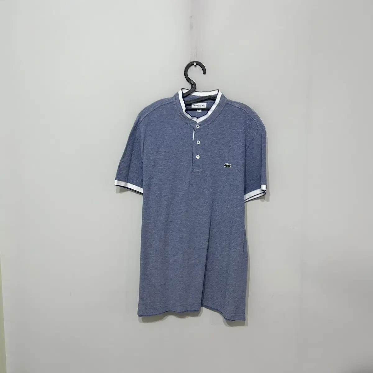 Lacoste Short-sleeved T-shirt for Men 110