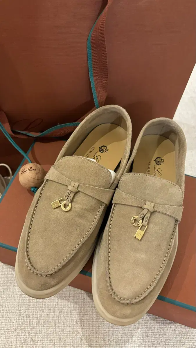 Loro Piana Summerwalk Sandstone size 36