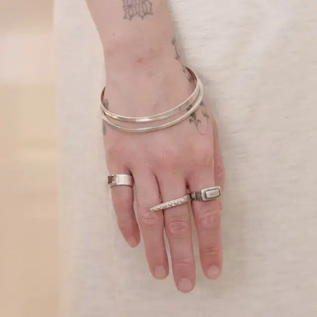 [구해요] 램쉐클 반지 ramshackle dot dote ring