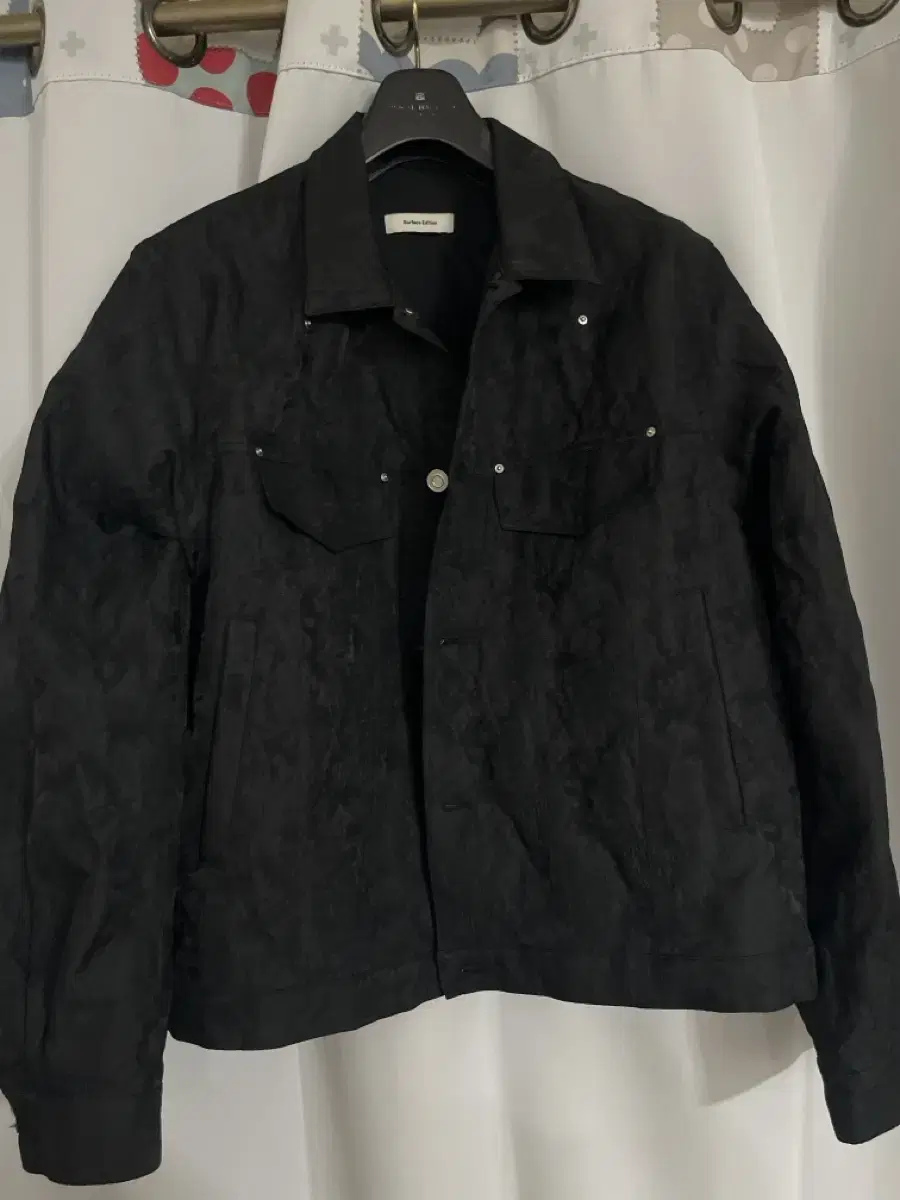 [L] Surface Edition Tucker Jacket