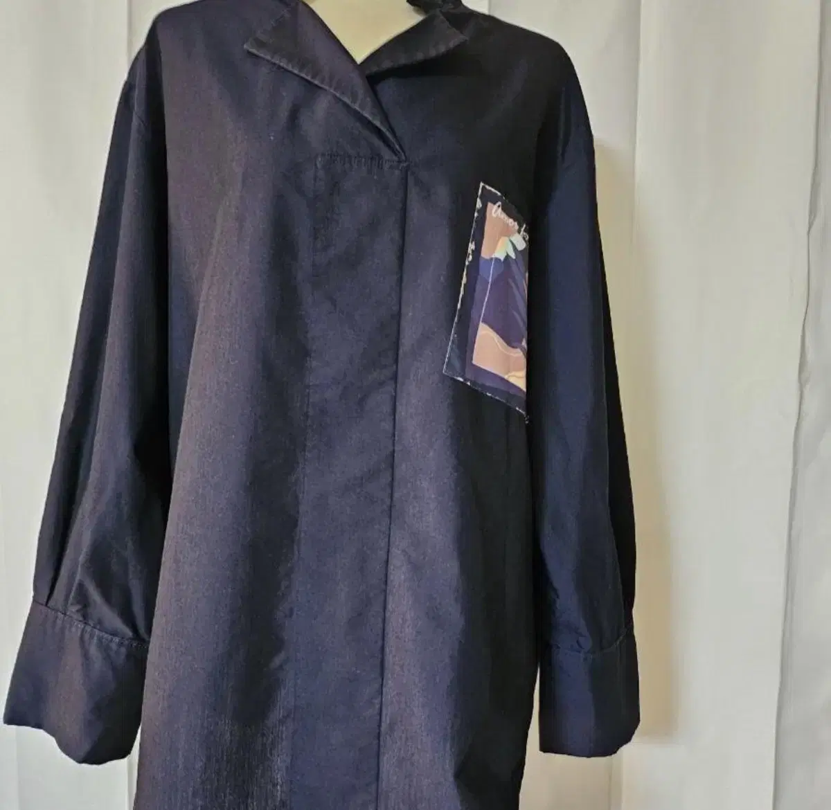 (77) Anne Klein shirt