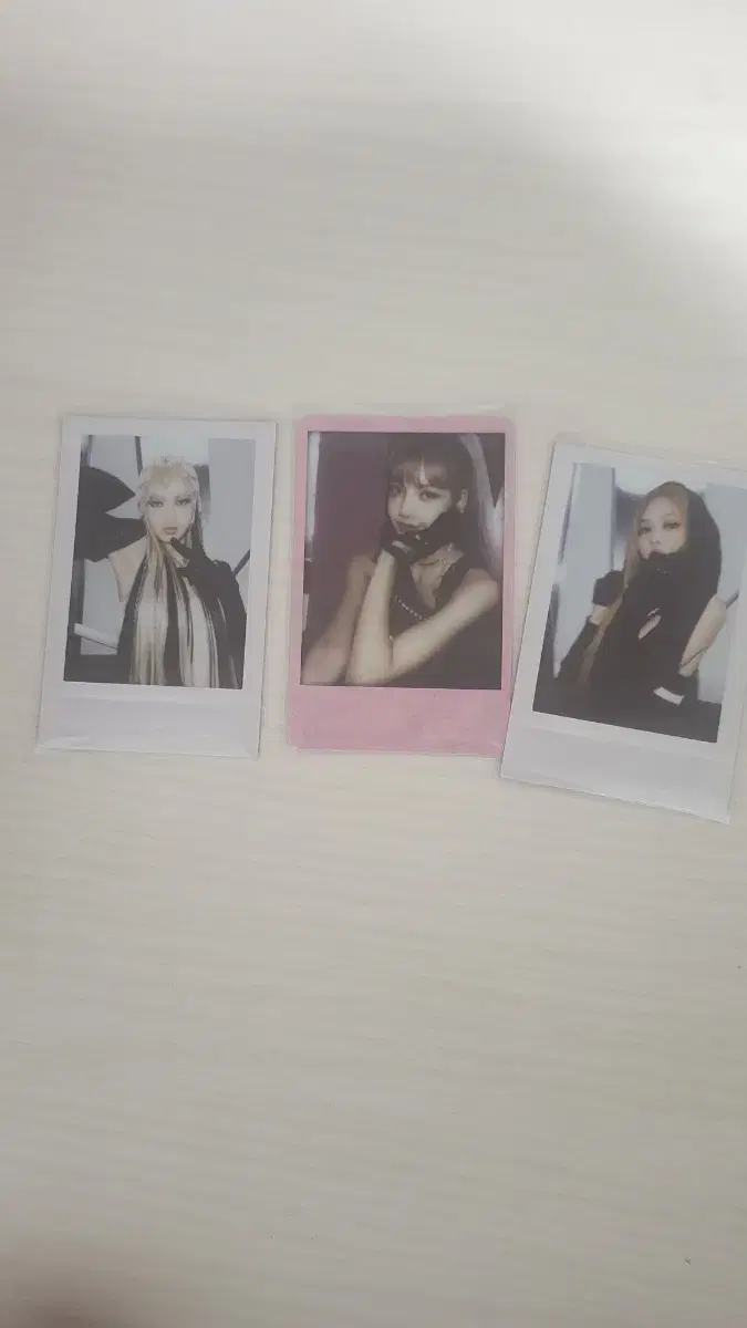 Black Pink Bone Pink Kildish polaroid photocard WTS