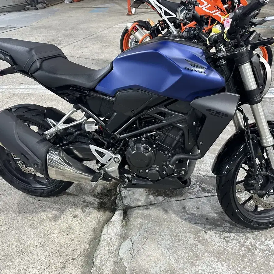 혼다 CB300r 18년식