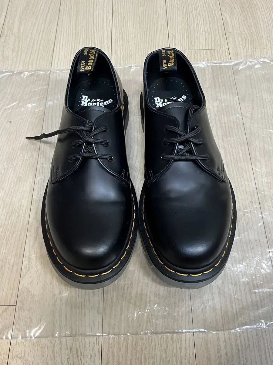 [Quick sale] One-time wear) Dr. Martens size 41