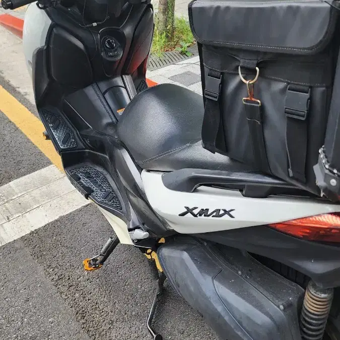 xmax300 대차 판매