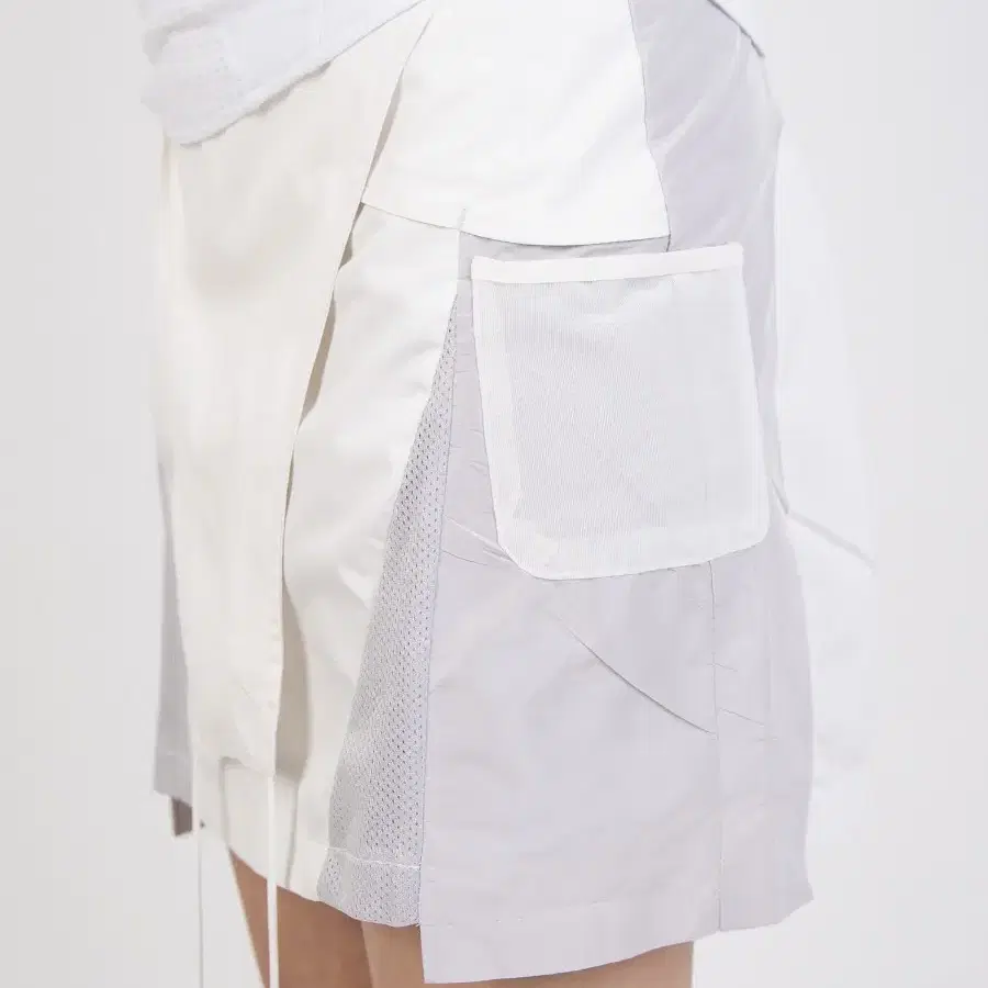 오호스 THIGH MESH OVERALL SKIRT-WHITE